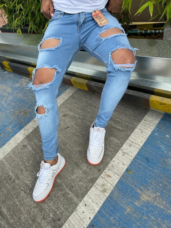 Jeans Rotos Slim Fit